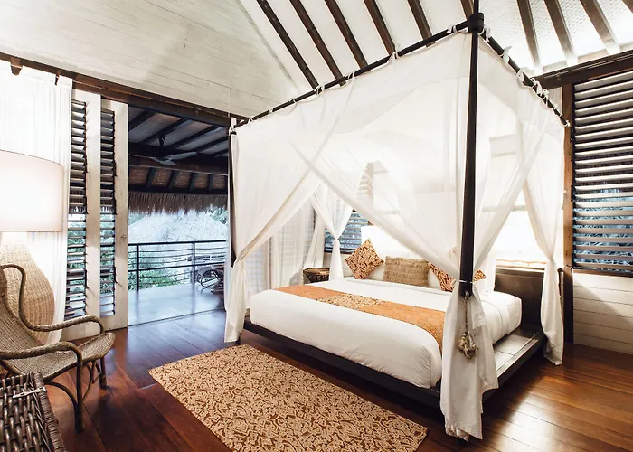 Suarga Padang Padang 4* Uluwatu (Bali)