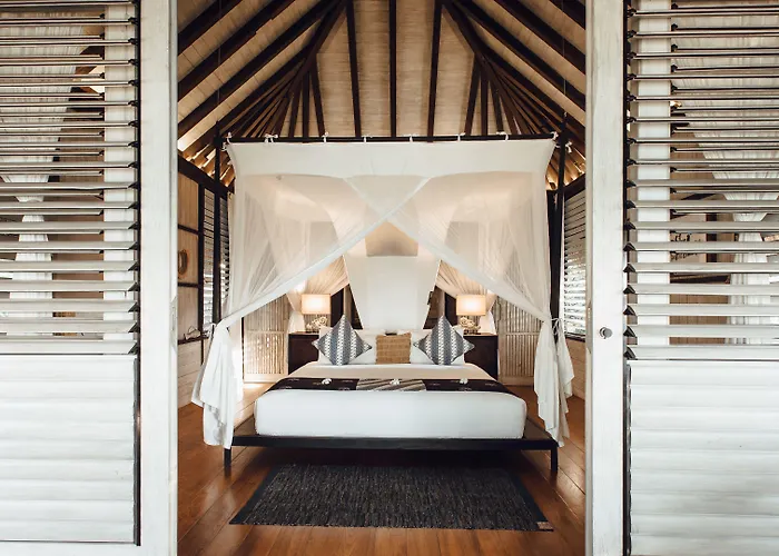 Suarga Padang Padang 4* Uluwatu (Bali)