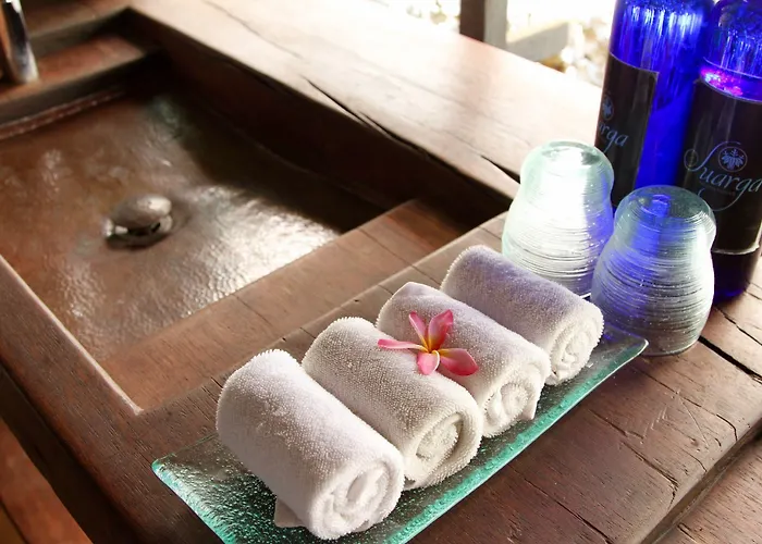 Suarga Padang Padang 4*