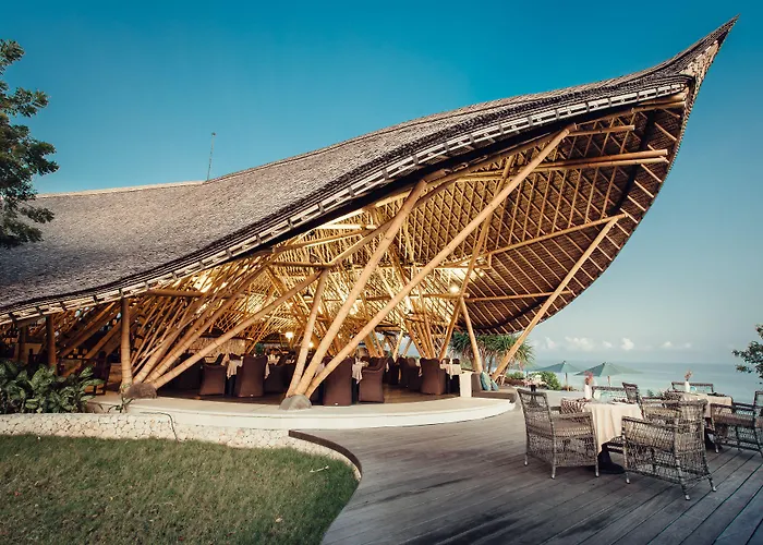 Suarga Padang Padang Resort Uluwatu (Bali)