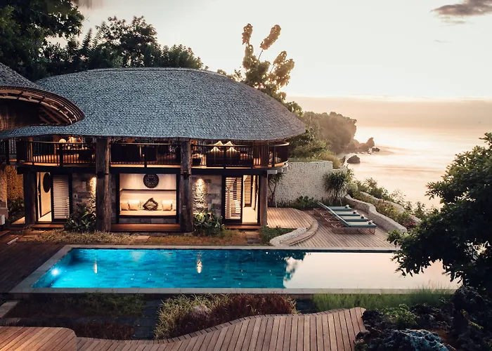 Suarga Padang Padang 4* Uluwatu (Bali)