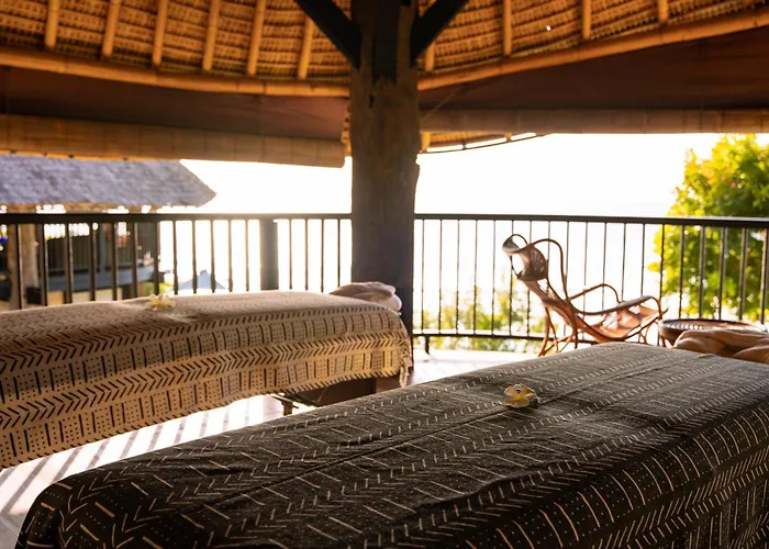 Resort Suarga Padang Padang 4*