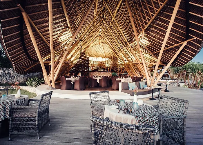 Resort Suarga Padang Padang 4*